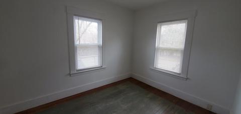 72 Myrtle Ave, Webster, MA 01570 photo 11