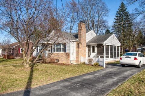 83 Mildred Ave, Springfield, MA 01104 photo 17