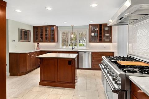 232 Conant Rd, Weston, MA 02493 photo 4