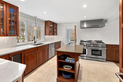 232 Conant Rd, Weston, MA 02493 photo 5