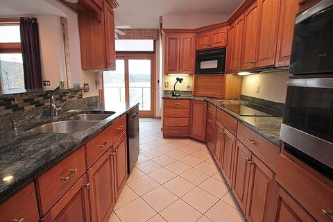 23 Horseshoe Cir, Ware, MA 01082 photo 15