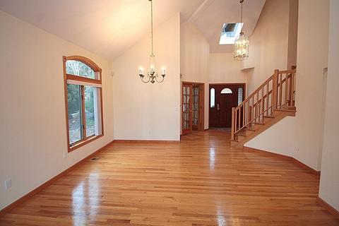 23 Horseshoe Cir, Ware, MA 01082 photo 8