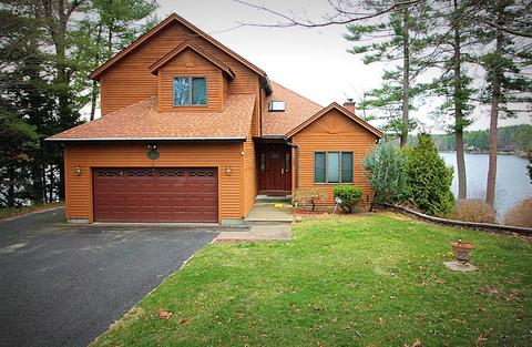 23 Horseshoe Cir, Ware, MA 01082 photo 1