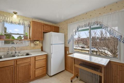8 Prudence St, Worcester, MA 01606 photo 6