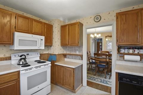 8 Prudence St, Worcester, MA 01606 photo 7