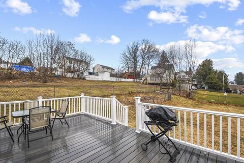 8 Prudence St, Worcester, MA 01606 photo 24