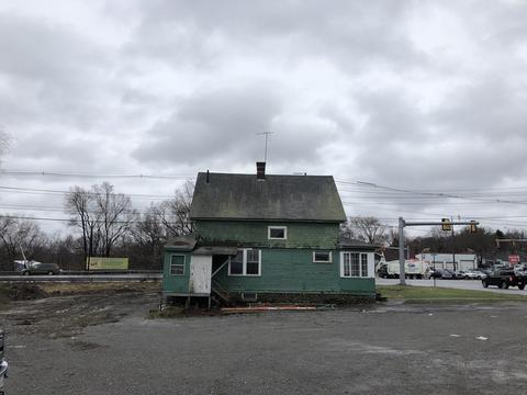 535 Massasoit Rd, Worcester, MA 01604 photo 4