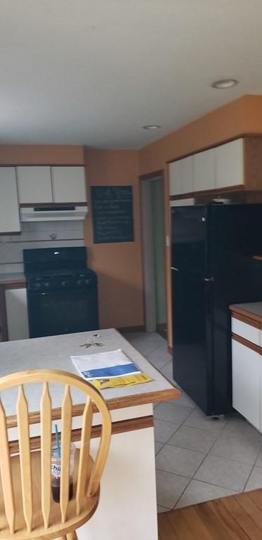 105 Corona St, Springfield, MA 01104 photo 5