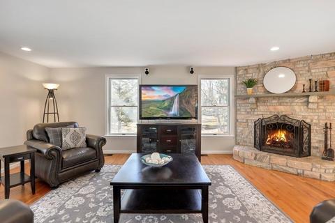 79 Hammersmith Dr, Saugus, MA 01906 photo 8