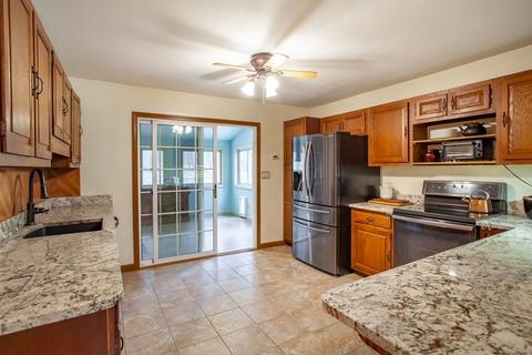 136 Allen Rd, Berlin, MA 01503 photo 8