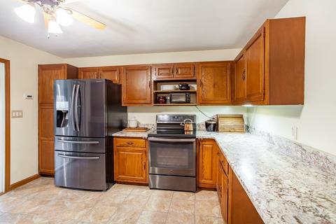 136 Allen Rd, Berlin, MA 01503 photo 10