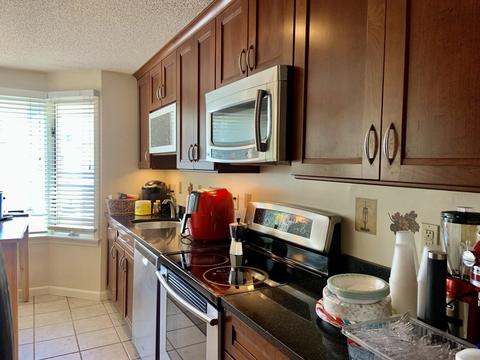 37 Constitution Ln #106, Danvers, MA 01923 photo 9