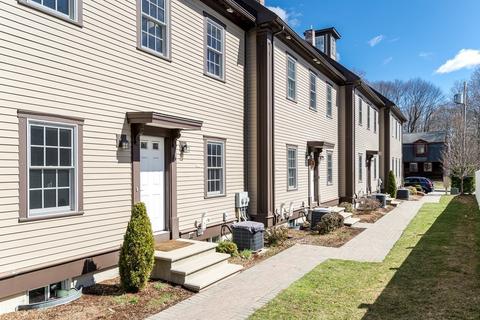 10 Pierce #6, Reading, MA 01867 photo 1