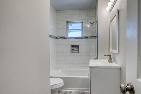 65 Mapledell St, Springfield, MA 01109 photo 17