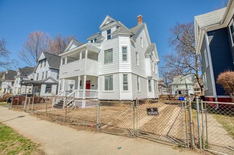65 Mapledell St, Springfield, MA 01109 photo 4