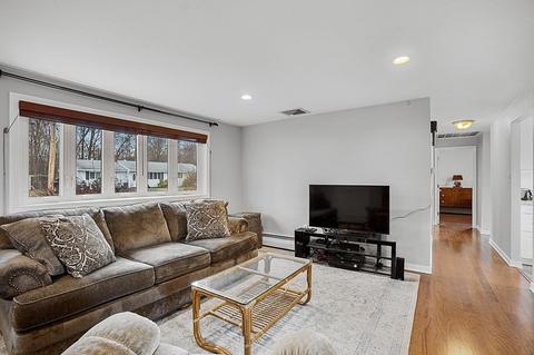 12 Loring Ave, Maynard, MA 01754 photo 5