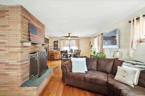 49 Ionia St, Springfield, MA 01109 photo 8