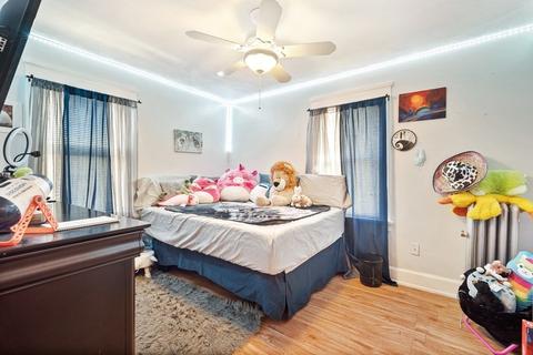 49 Ionia St, Springfield, MA 01109 photo 12