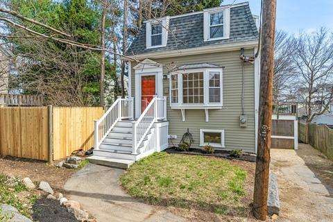 5 Granite Ct, Gloucester, MA 01930 photo 1