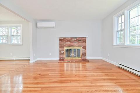 17 Pleasant St, Upton, MA 01568 photo 14