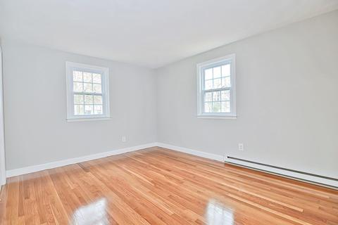 17 Pleasant St, Upton, MA 01568 photo 23