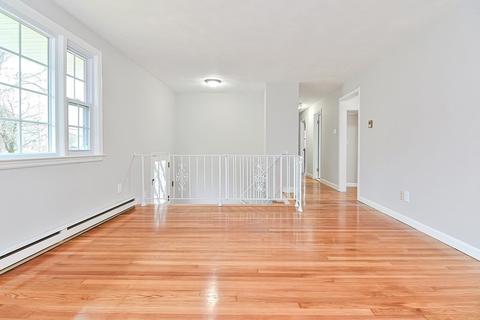17 Pleasant St, Upton, MA 01568 photo 16
