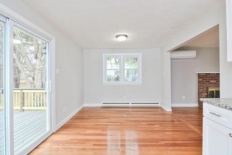 17 Pleasant St, Upton, MA 01568 photo 8