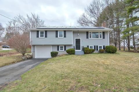 17 Pleasant St, Upton, MA 01568 photo 1