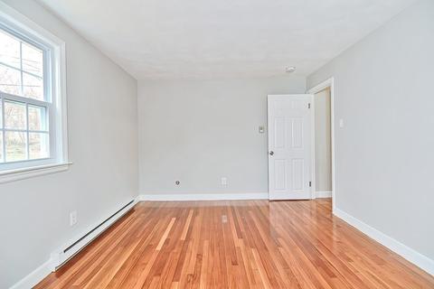 17 Pleasant St, Upton, MA 01568 photo 20