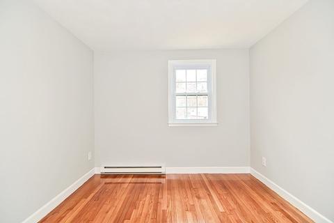 17 Pleasant St, Upton, MA 01568 photo 29