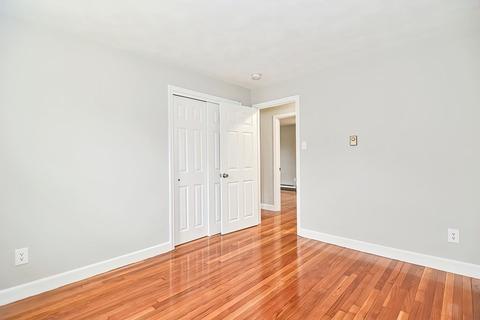 17 Pleasant St, Upton, MA 01568 photo 28