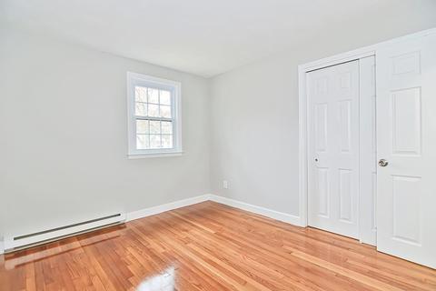 17 Pleasant St, Upton, MA 01568 photo 27