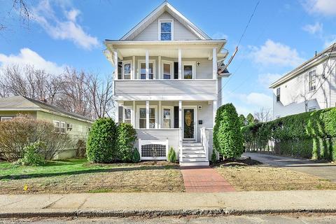 11 Davis St, Easthampton, MA 01027 photo 2