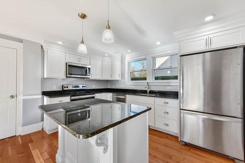11 Davis St, Easthampton, MA 01027 photo 10