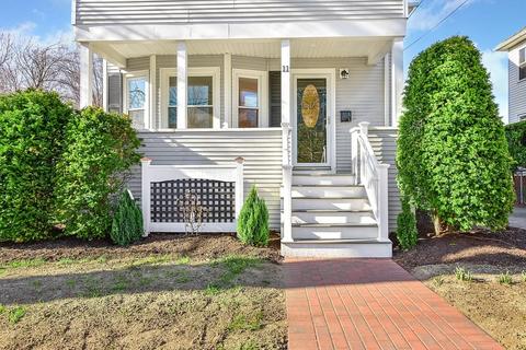 11 Davis St, Easthampton, MA 01027 photo 4