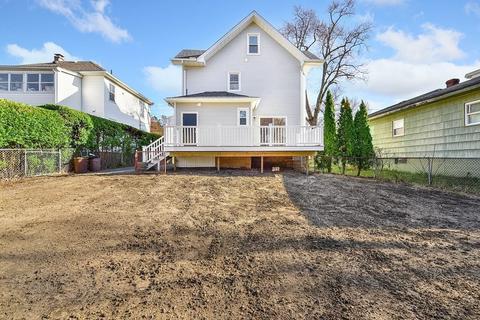11 Davis St, Easthampton, MA 01027 photo 9
