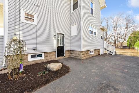 11 Davis St, Easthampton, MA 01027 photo 7
