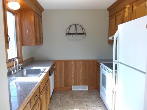 16 Trudeau Dr #1B, Warren, MA 01083 photo 3