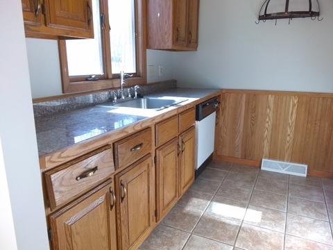 16 Trudeau Dr #1B, Warren, MA 01083 photo 4