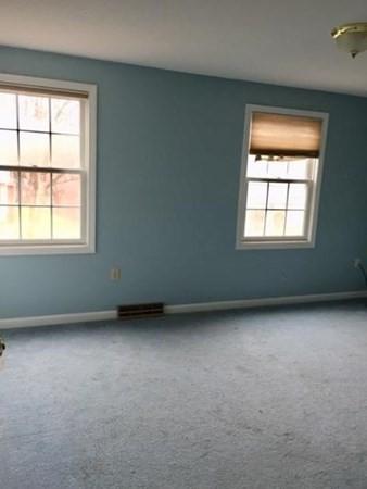 24 Craig St, Springfield, MA 01108 photo 11