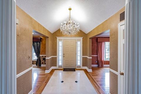 39 Atwater Pl, Springfield, MA 01107 photo 15