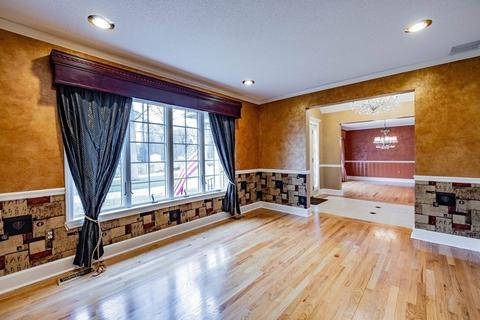 39 Atwater Pl, Springfield, MA 01107 photo 17
