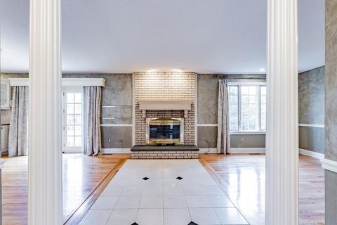39 Atwater Pl, Springfield, MA 01107 photo 5