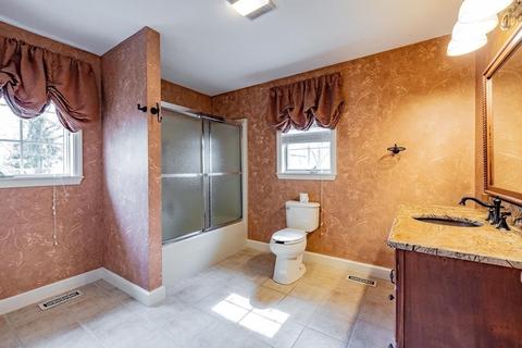 39 Atwater Pl, Springfield, MA 01107 photo 26