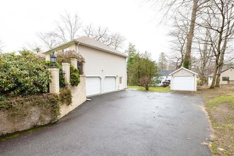 39 Atwater Pl, Springfield, MA 01107 photo 38