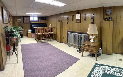 654 Pendleton Ave, Chicopee, MA 01020 photo 17