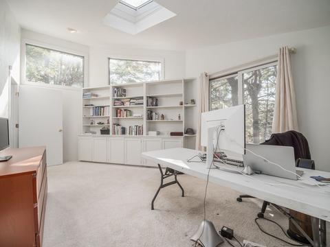 1 Waring Cir, Worcester, MA 01609 photo 9