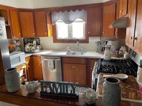 67 Barnes St, Fall River, MA 02723 photo 9