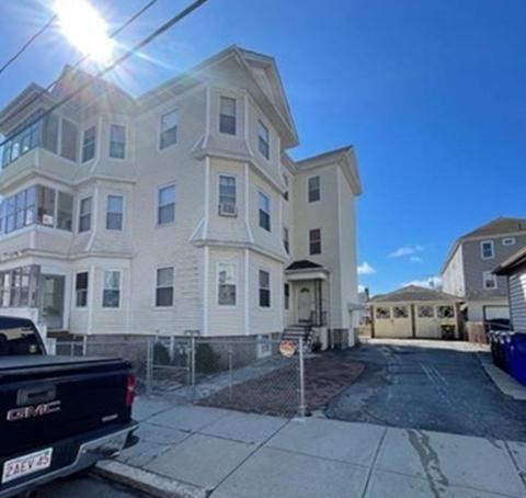 67 Barnes St, Fall River, MA 02723 photo 2
