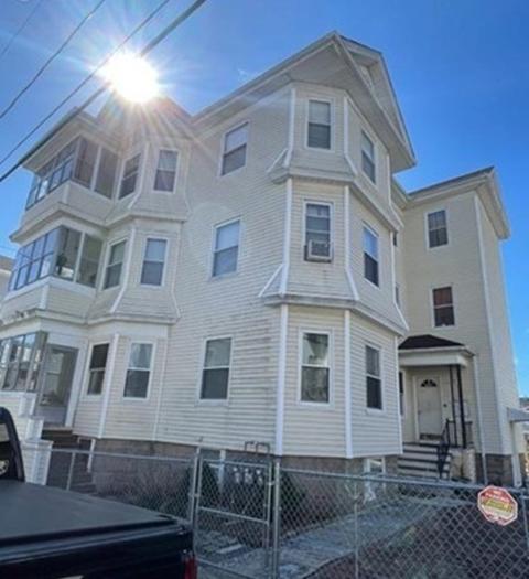 67 Barnes St, Fall River, MA 02723 photo 1